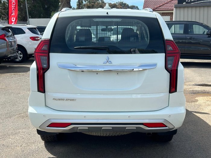 2020 Mitsubishi Pajero Sport GLX