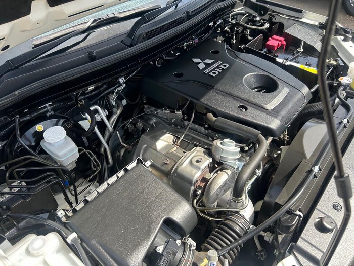 2020 Mitsubishi Pajero Sport GLX