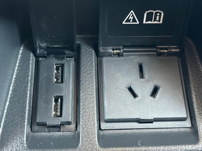 2020 Mitsubishi Pajero Sport GLX