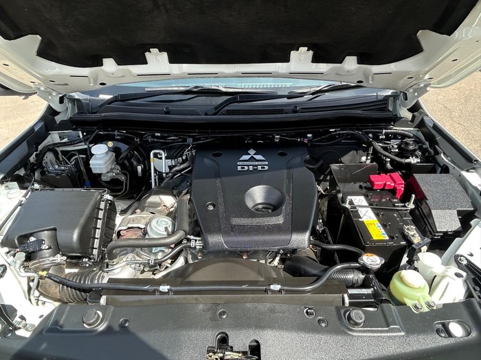 2020 Mitsubishi Pajero Sport GLX