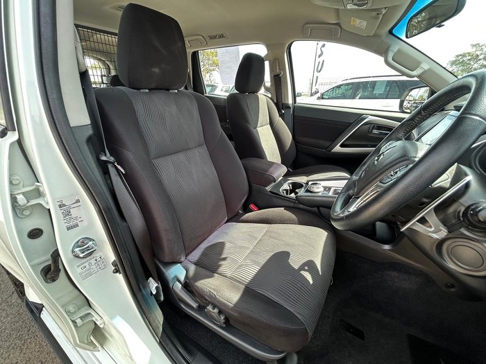 2020 Mitsubishi Pajero Sport GLX