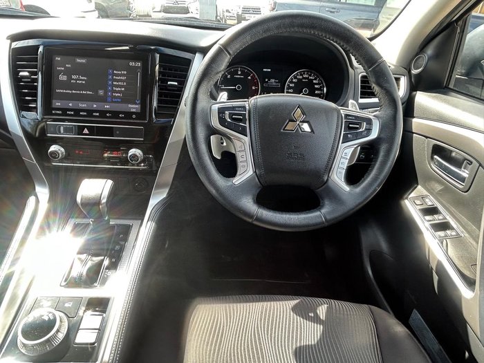 2020 Mitsubishi Pajero Sport GLX