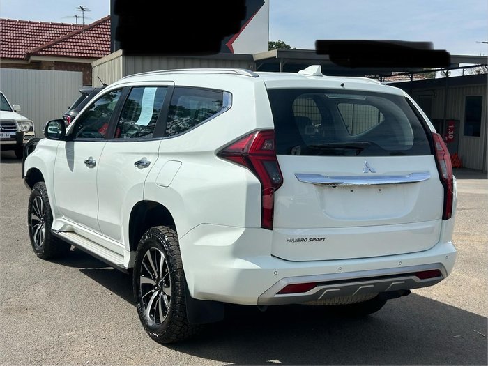 2020 Mitsubishi Pajero Sport GLX