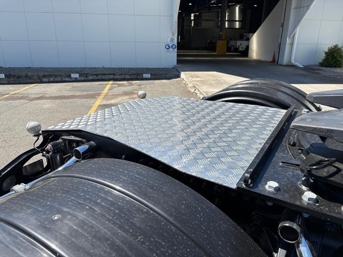 2025 Hino Ss - 700 Series SS2848 White