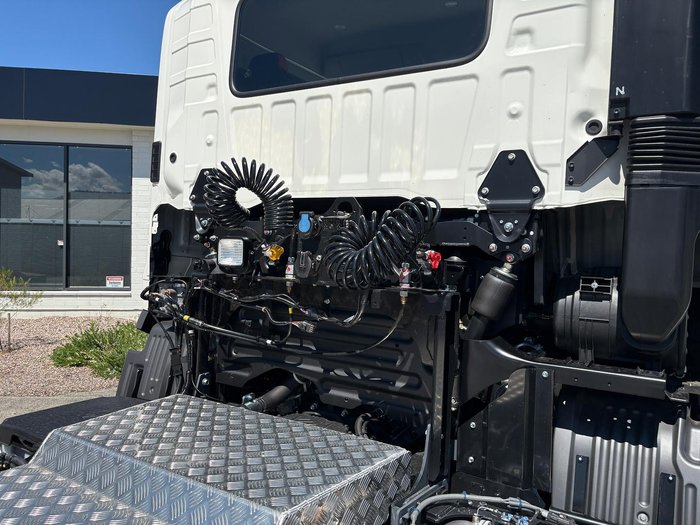 2025 Hino Ss - 700 Series SS2848 White