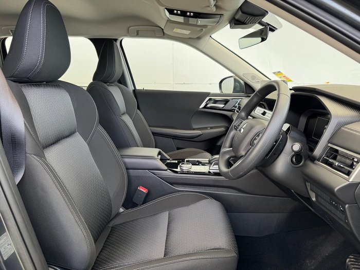 2025 Mitsubishi Outlander ES