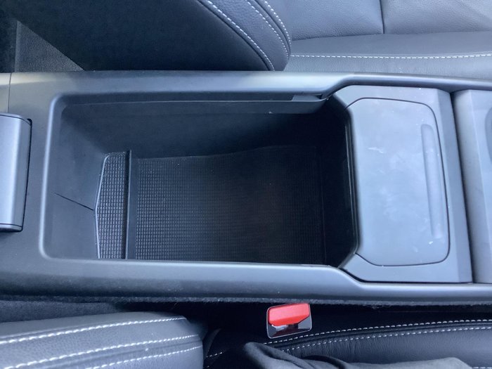 2022 Volvo XC40 Plus B4