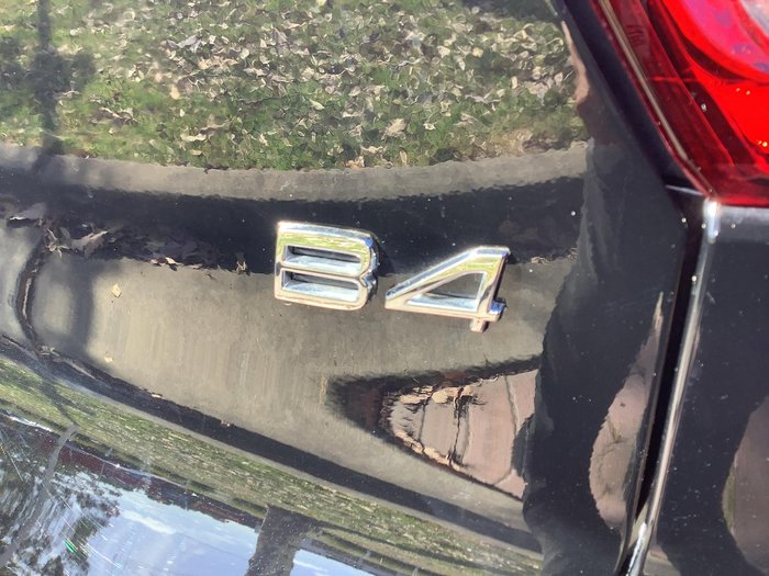 2022 Volvo XC40 Plus B4