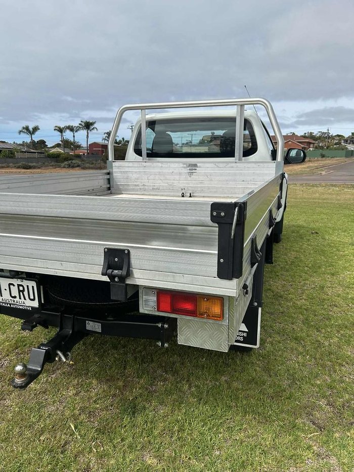 2022 Mitsubishi Triton GLX