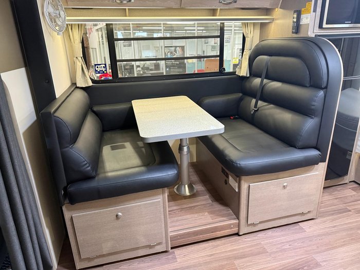 2018 Avida Esperance