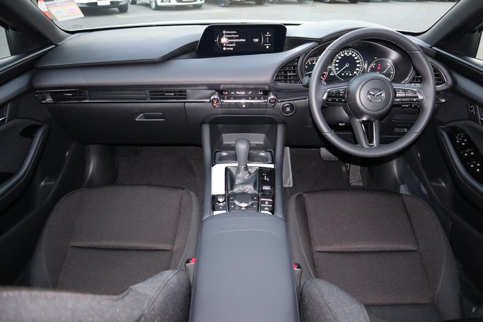 2025 Mazda 3 G20 Evolve