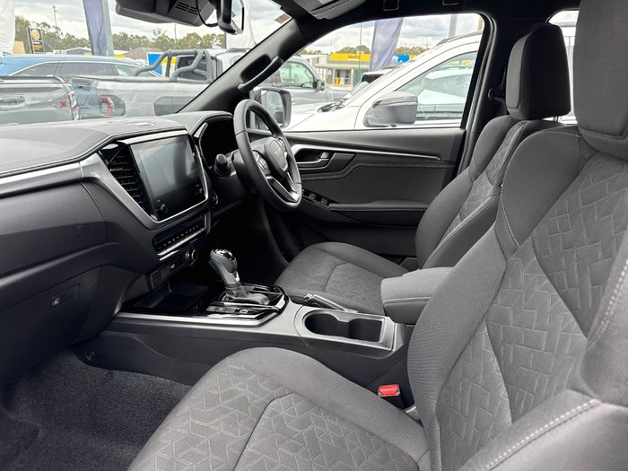 2025 Isuzu D-MAX LS-U