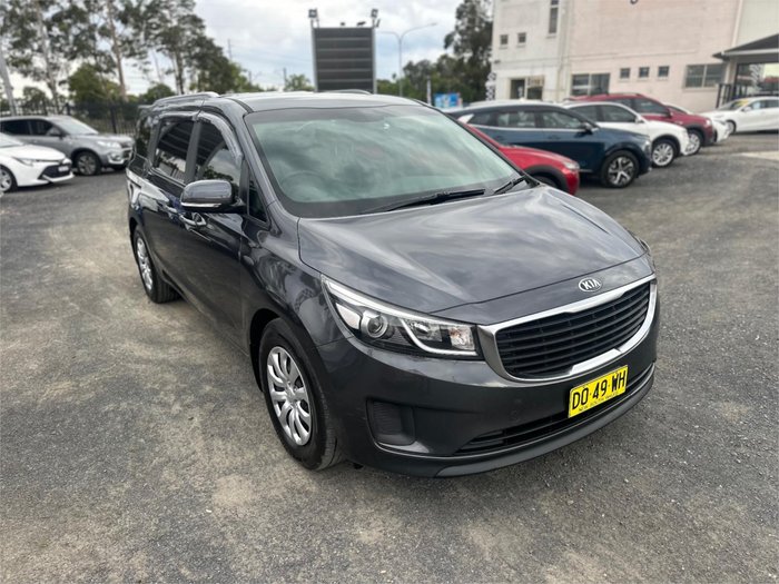2017 KIA CARNIVAL S