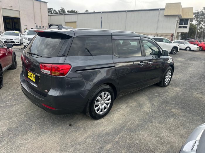 2017 KIA CARNIVAL S