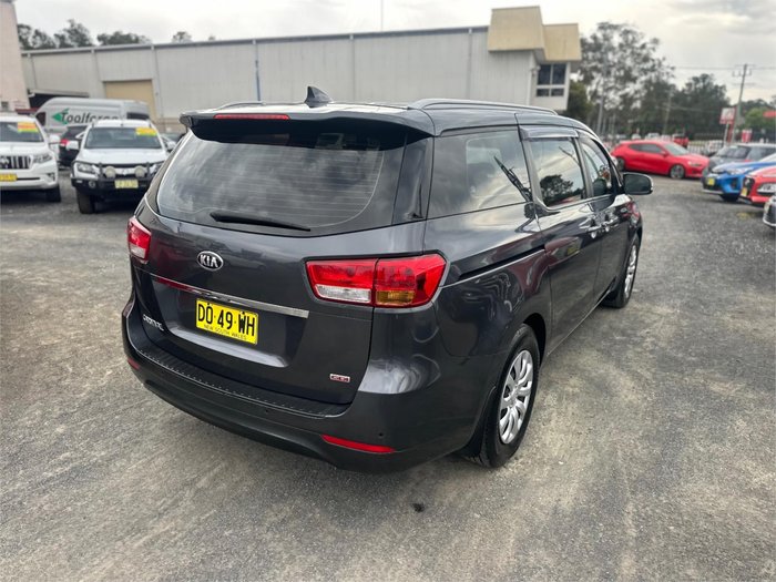 2017 KIA CARNIVAL S