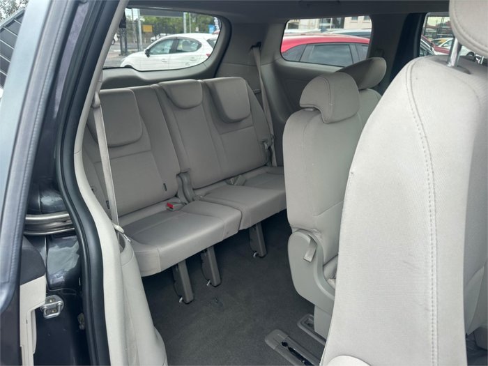 2017 KIA CARNIVAL S