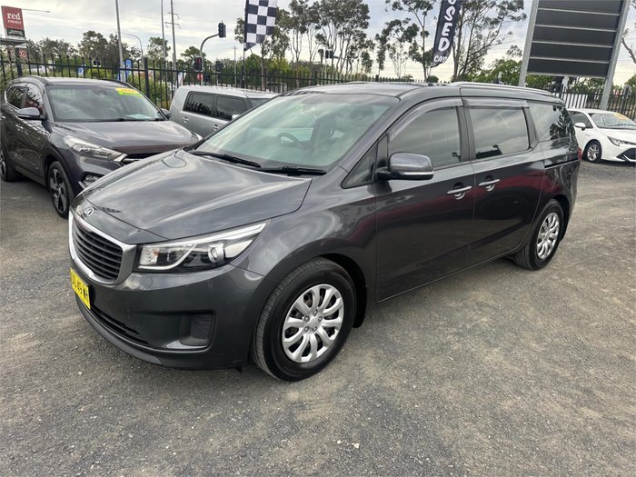 2017 KIA CARNIVAL S