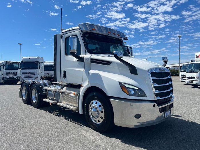 2024 Freightliner Cascadia