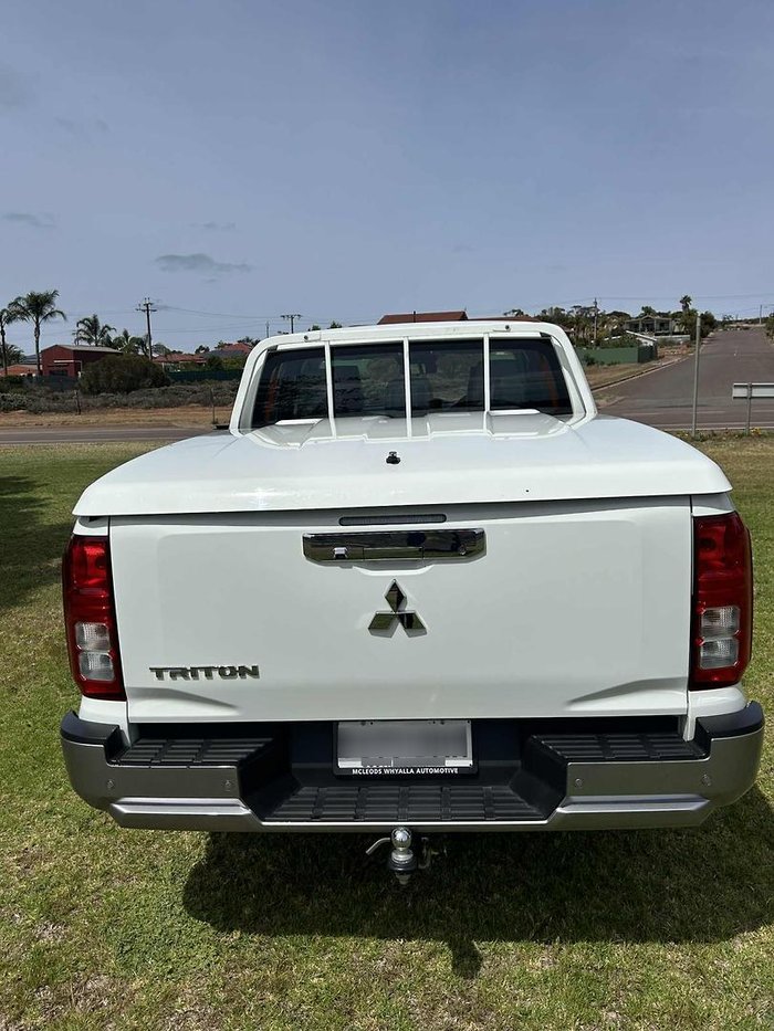 2024 Mitsubishi Triton GLX