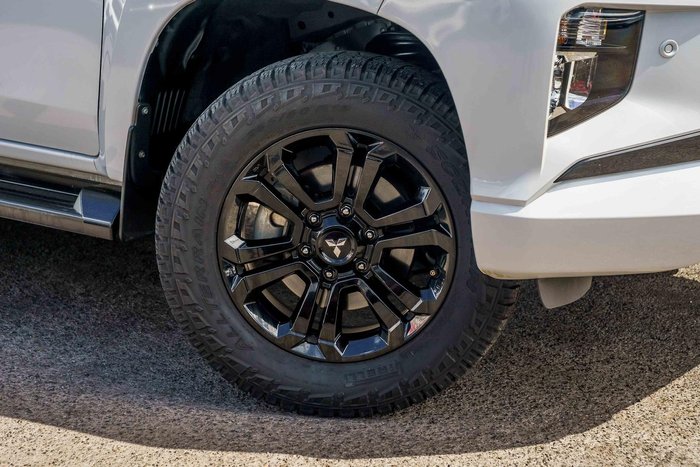 2022 Mitsubishi Triton GSR