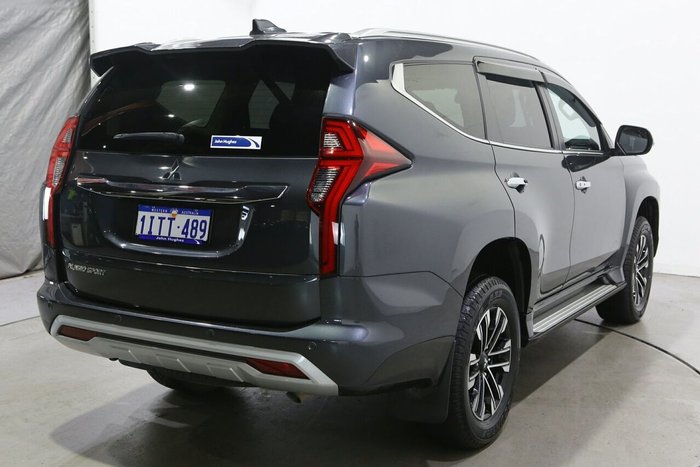 2023 Mitsubishi Pajero Sport GLS