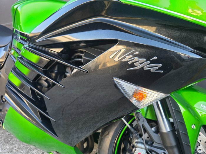 2016 Kawasaki NINJA ZX-14R ABS (OHLINS) GREEN
