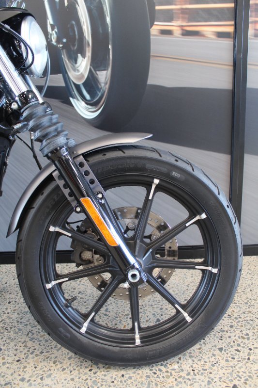 2017 Harley-davidson XL883 IRON 883 GREY