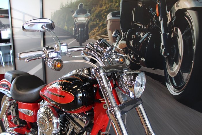 2007 Harley-davidson FXDSE SCREAMIN' EAGLE DYNA RED