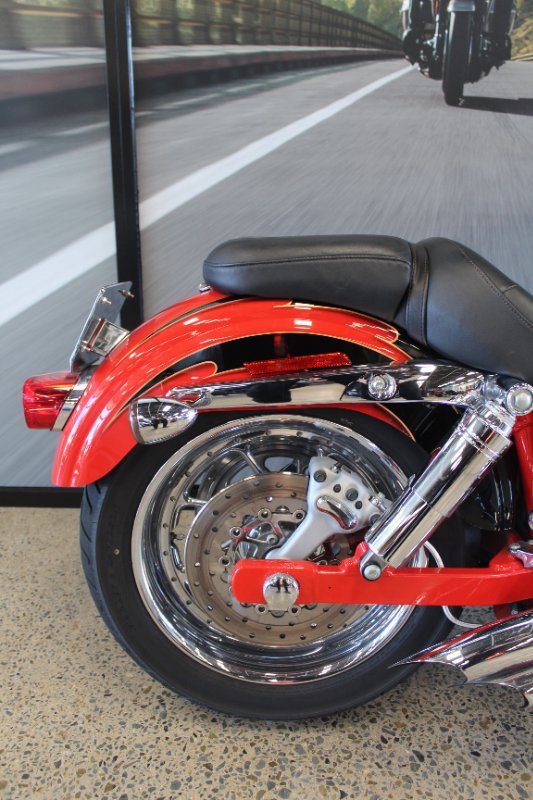 2007 Harley-davidson FXDSE SCREAMIN' EAGLE DYNA RED