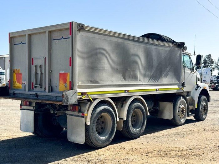 2009 Sterling Lt7500 8X4 Ally Tipper **New Engine Fitted 2024**