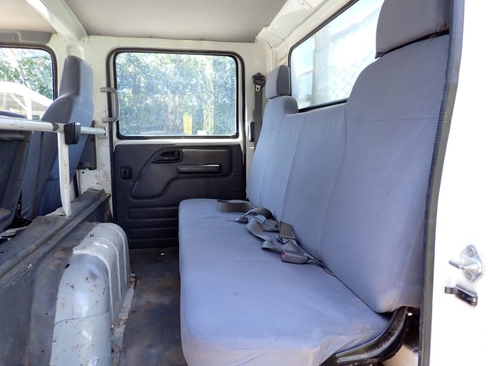 2016 ISUZU NPR 75-190 WHITE