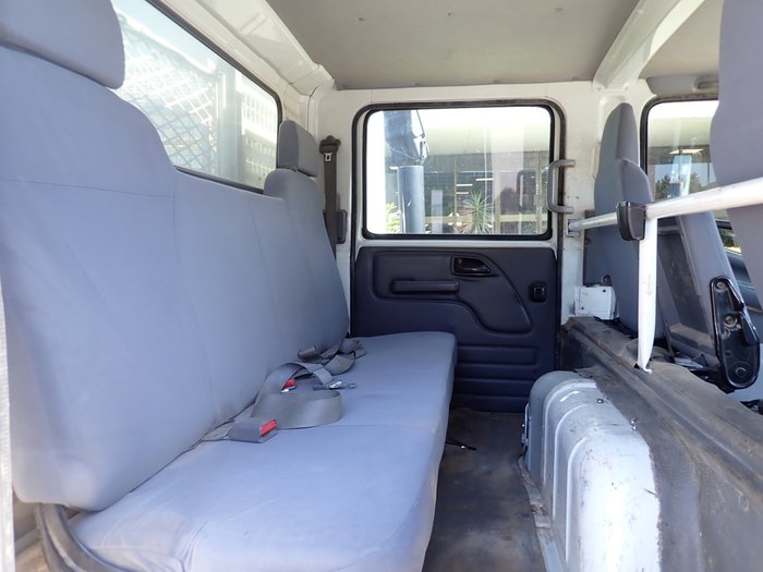 2016 ISUZU NPR 75-190