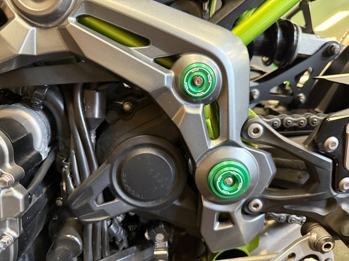 2018 Kawasaki ZR 900 Grey