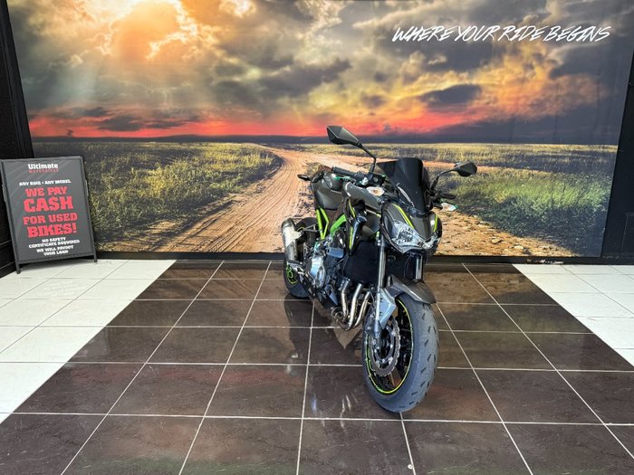 2018 Kawasaki ZR 900 Grey