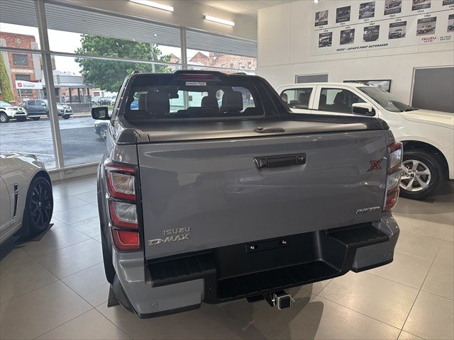 2025 ISUZU D-MAX XT D-MAX MY25.5 4 x 4 CREW UTE XT 3.0L AT Wolfram Grey met.*