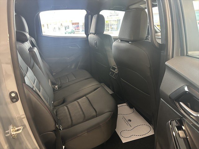 2025 ISUZU D-MAX XT D-MAX MY25.5 4 x 4 CREW UTE XT 3.0L AT Wolfram Grey met.*