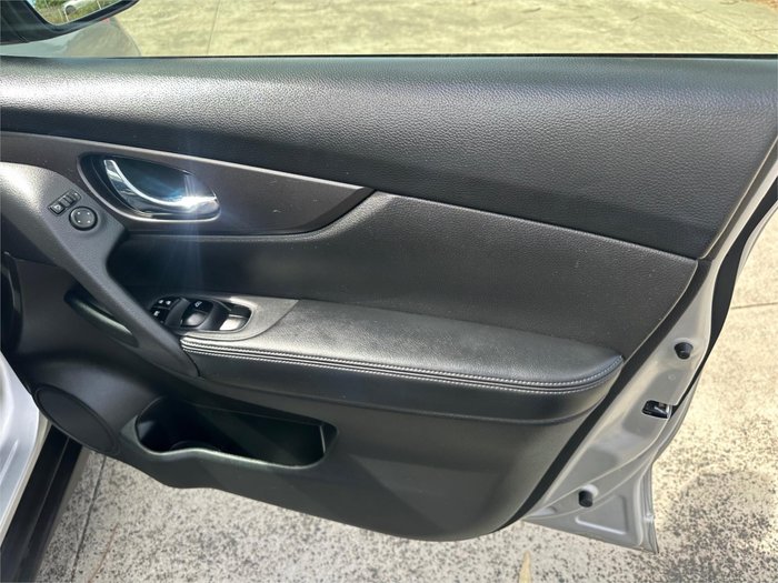 2016 NISSAN X-TRAIL ST (FWD)