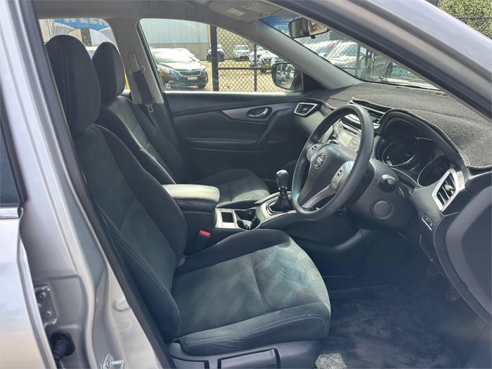 2016 NISSAN X-TRAIL ST (FWD)