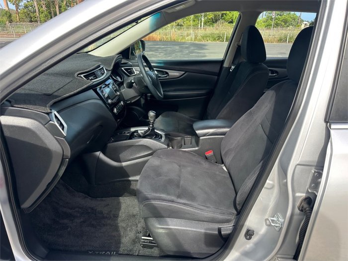 2016 NISSAN X-TRAIL ST (FWD)