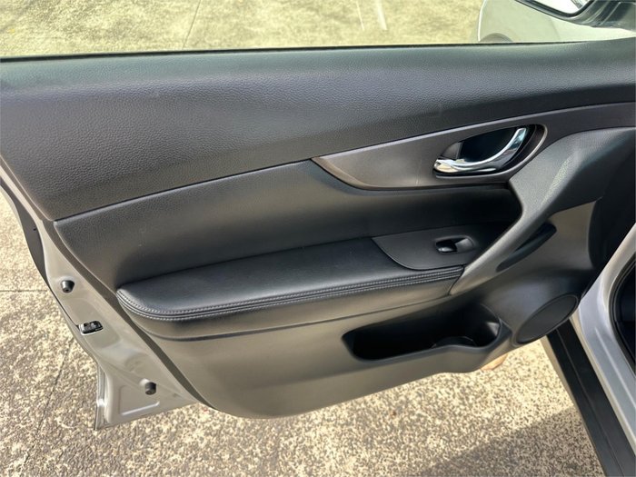 2016 NISSAN X-TRAIL ST (FWD)