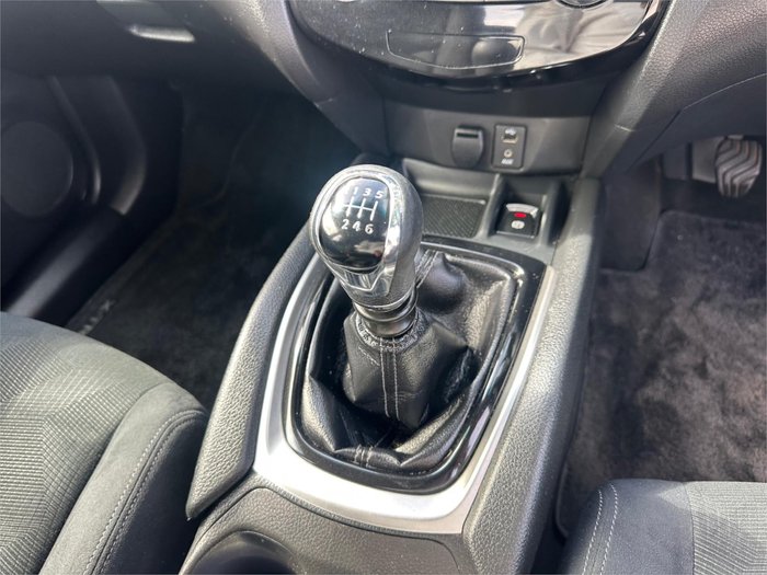 2016 NISSAN X-TRAIL ST (FWD)