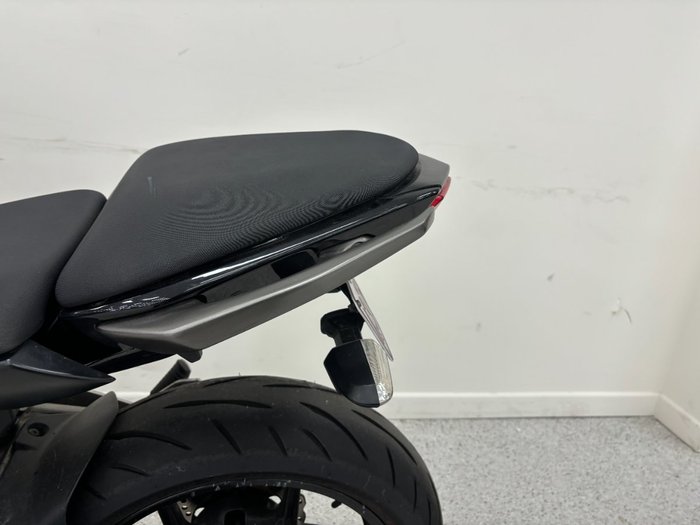 2012 Kawasaki ER-6n Black