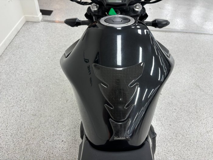 2012 Kawasaki ER-6n Black