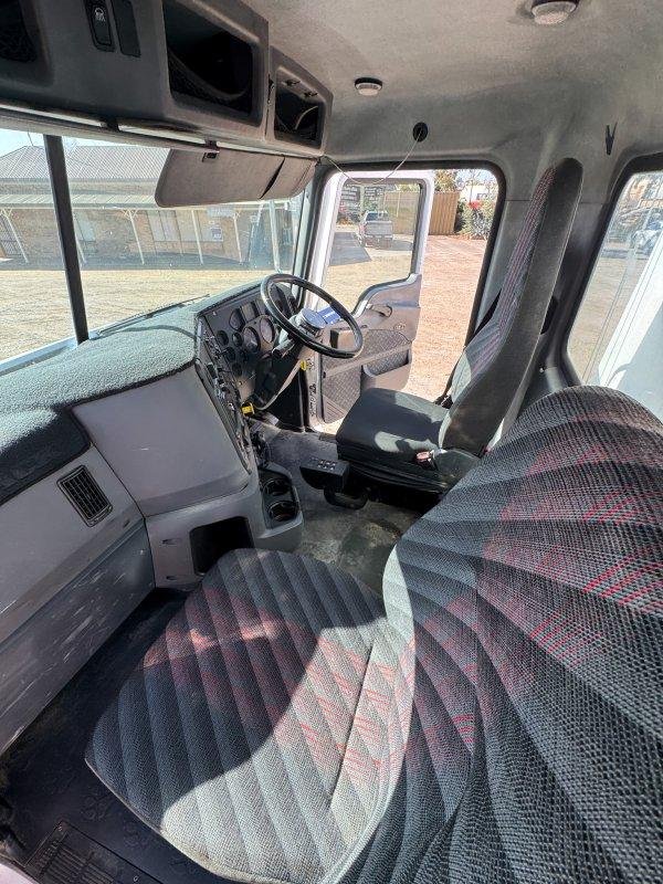 2010 Mack Metro-Liner 8X4 Hardox Steel Tipper Truck