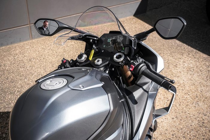 2025 BMW S 1000 RR Race