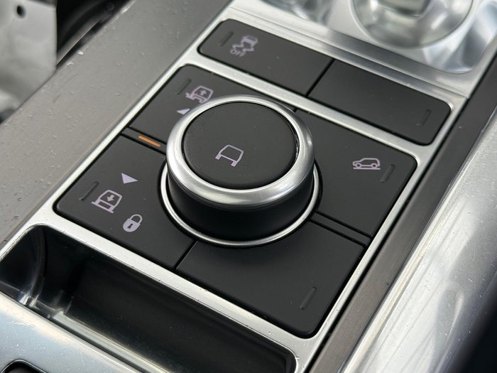 2021 Land Rover Range Rover Sport DI6 183kW SE L494 MY21.5 4X4 Constant Santorini Black