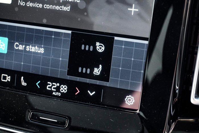 2025 Volvo XC40 Ultra B4 Bright