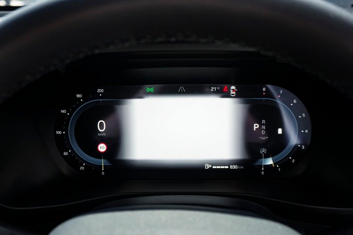 2025 Volvo XC40 Ultra B4 Dark