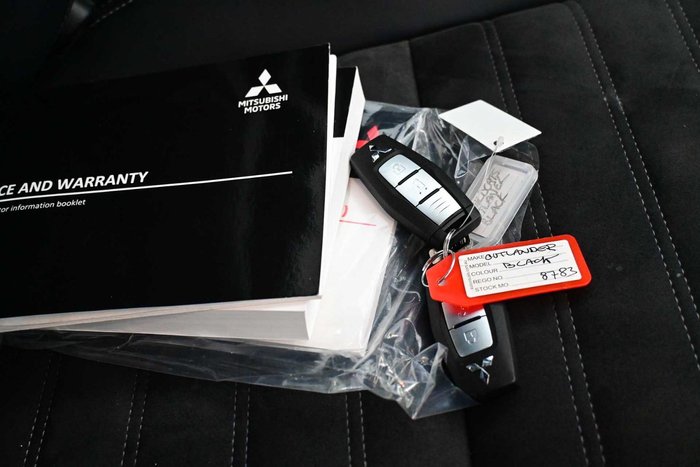 2024 Mitsubishi Outlander Black Edition