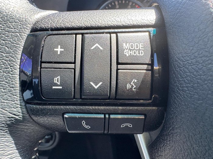 2020 Toyota Hilux SR5